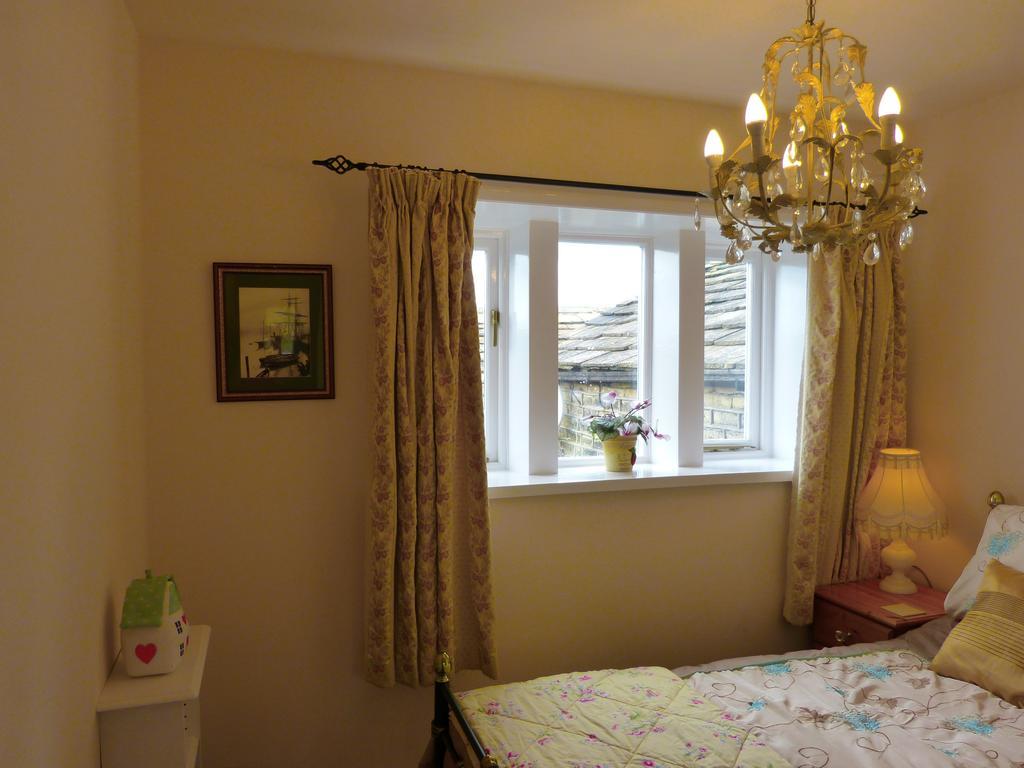 Wood End Cottage Slaithwaite Extérieur photo